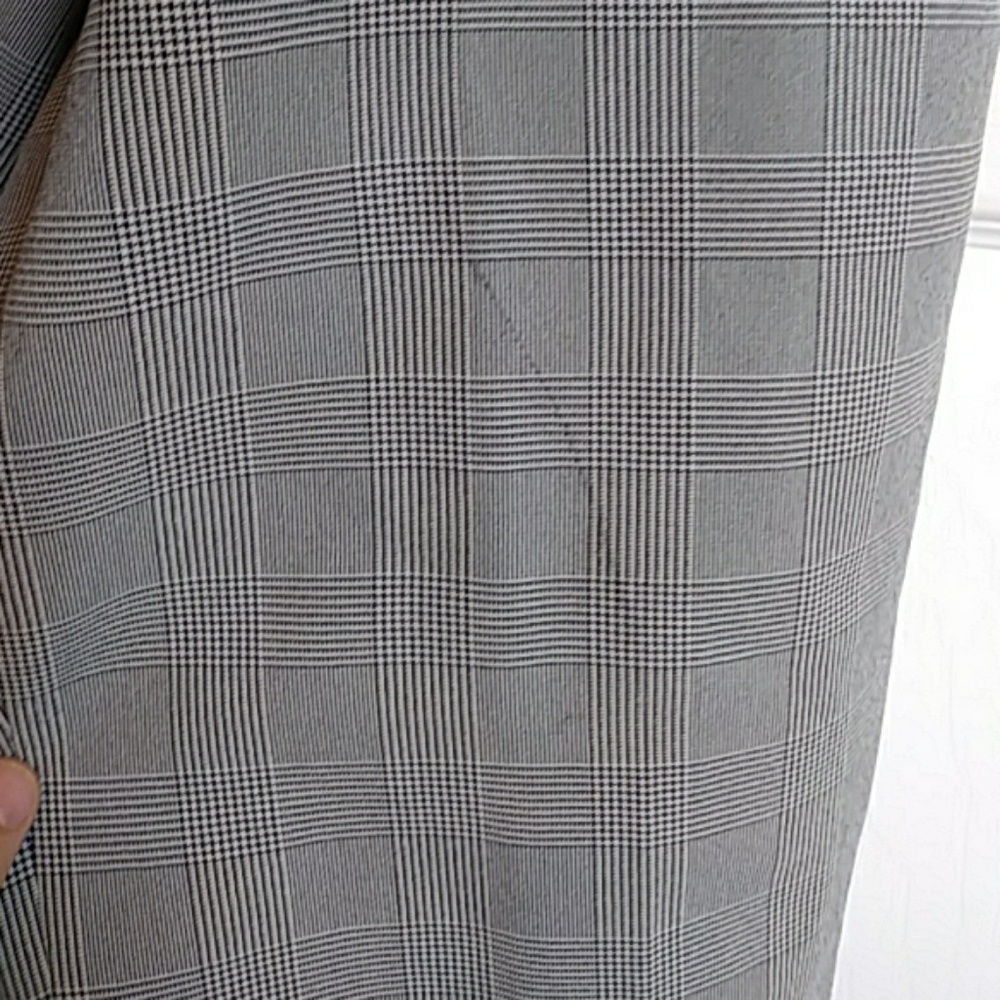 Pants - Picture 3 of 4